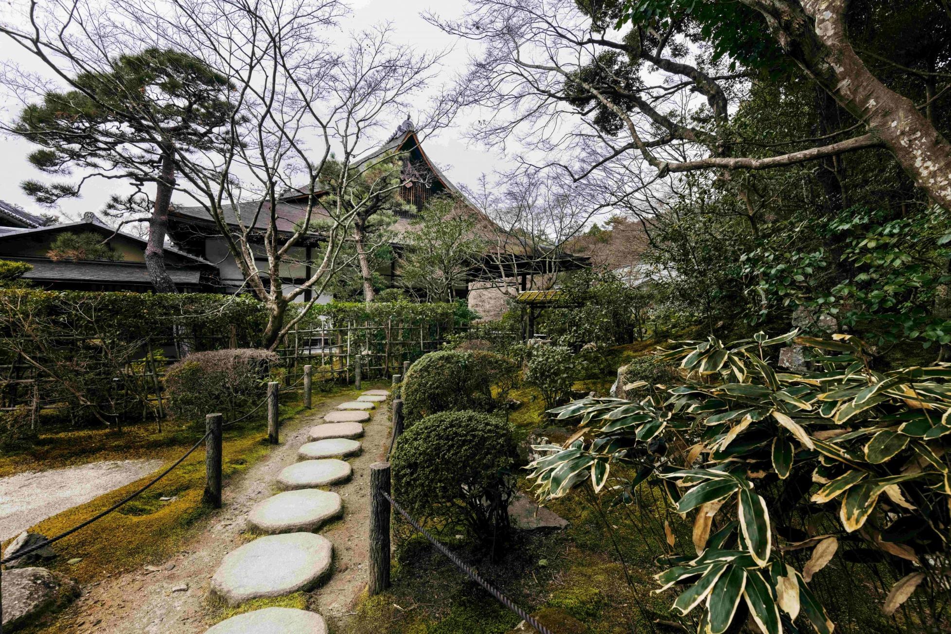 Сад камней. Купить японский сад камней в ООО 